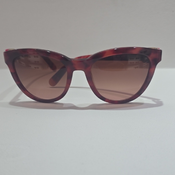 FERRAGAMO   Elegant Red Tortoiseshell Sunglasses - Picture 1 of 5